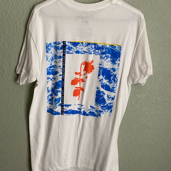 Empyre Tee - Picture 4 of 5